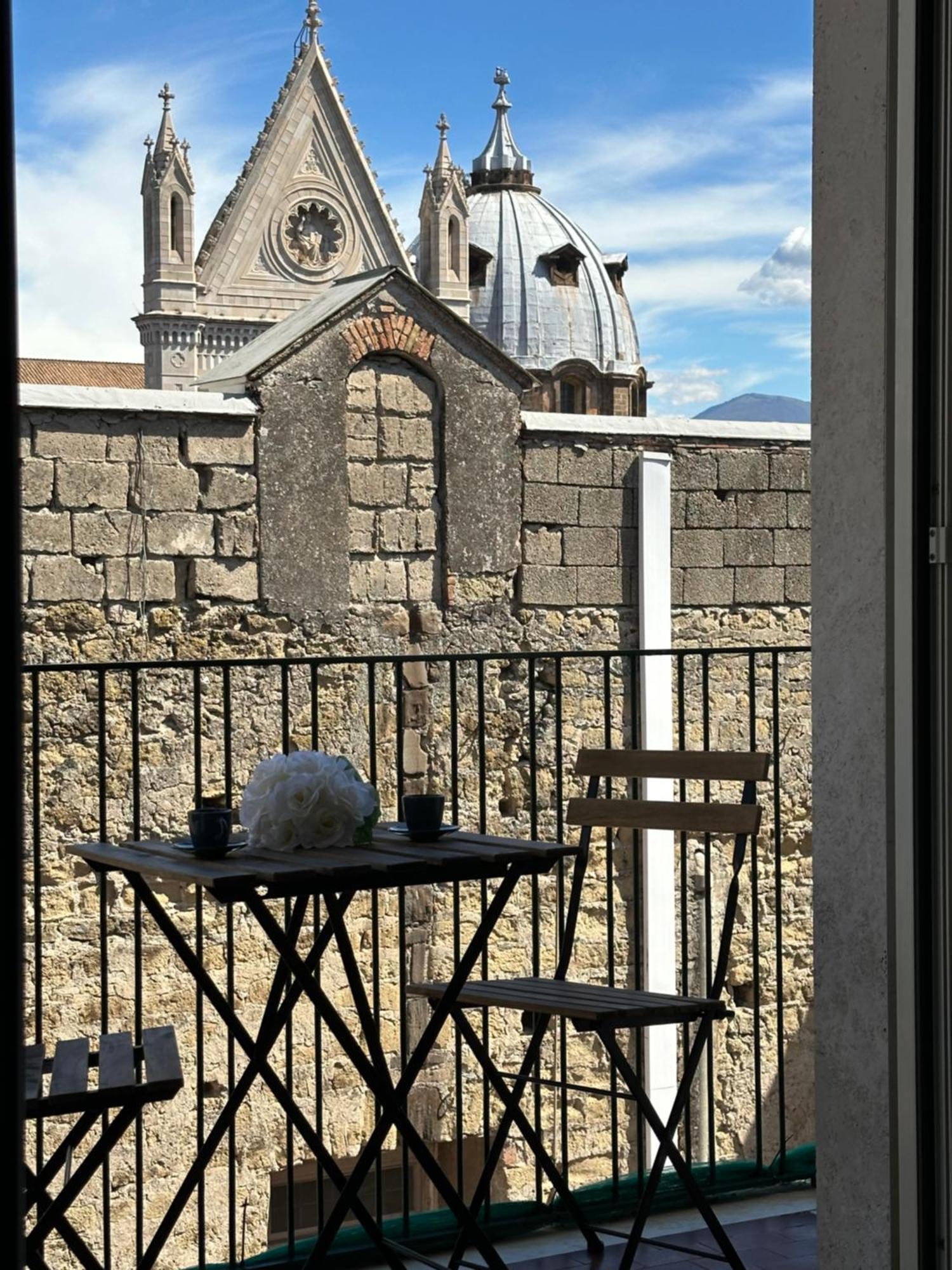 Appartamento Vista Duomo Napoli Esterno foto